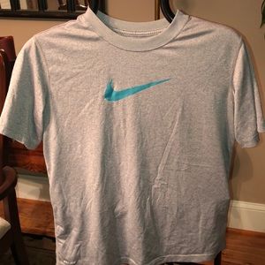 Boys’ Nike DriFit grey tee